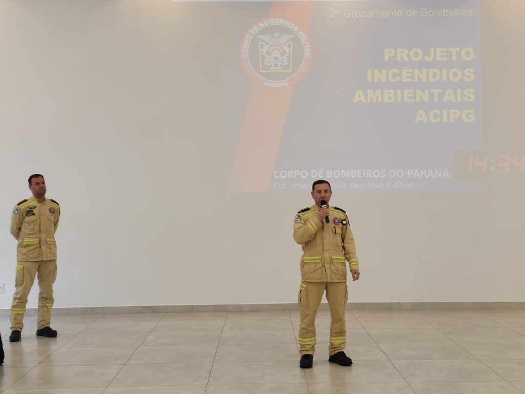 O Corpo de Bombeiros esteve na sede da Associação Comercial, Industrial e Empresarial de Ponta Grossa (ACIPG) na última segunda-feira (23) e detalhou o trabalho que vem sendo feito no combate aos incêndios florestais na região.