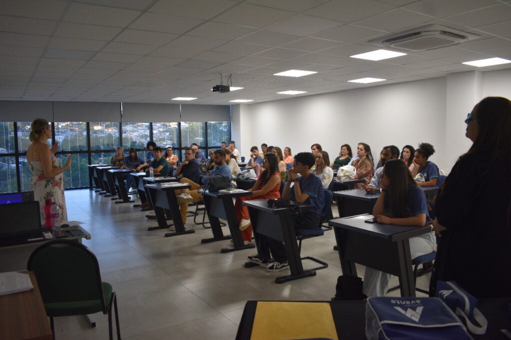 Alunos do Projeto Avante, da Associação Comercial, Industrial e Empresarial de Ponta Grossa (ACIPG), destacaram-se no Processo Seletivo Seriado da Universidade Estadual de Ponta Grossa (UEPG). 