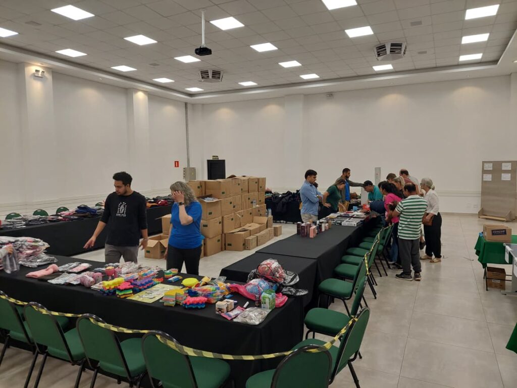 O Instituto Avante, projeto social da Associação Comercial, Industrial e Empresarial de Ponta Grossa (ACIPG), realiza no próximo dia 13 de setembro, das 8h às 18h, um grande bazar