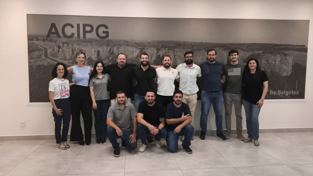 Foi criada no último dia 3 de dezembro a Associação de Médicos Veterinários de Ponta Grossa, que passa a integrar seu corpo de câmaras especializadas da Associação Comercial, Industrial e Empresarial de Ponta Grossa (ACIPG)