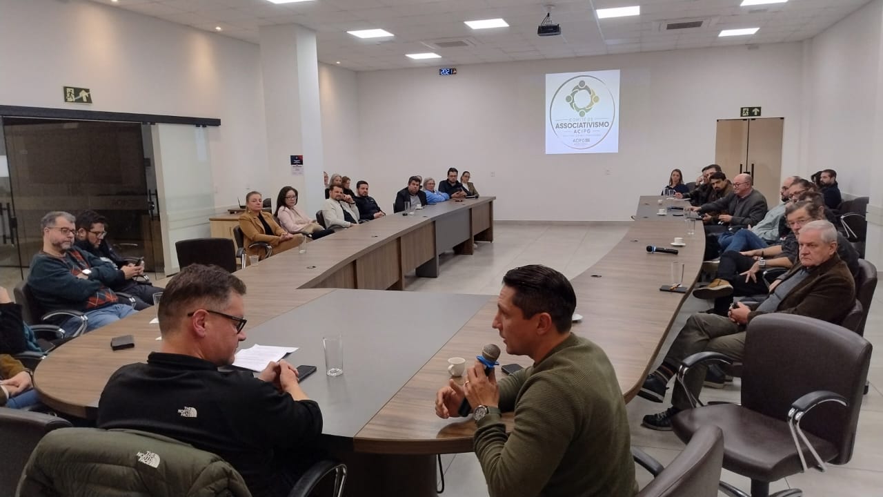 ACIPG lança Comitê de Associativismo em noite que celebra a força das entidades de Ponta Grossa