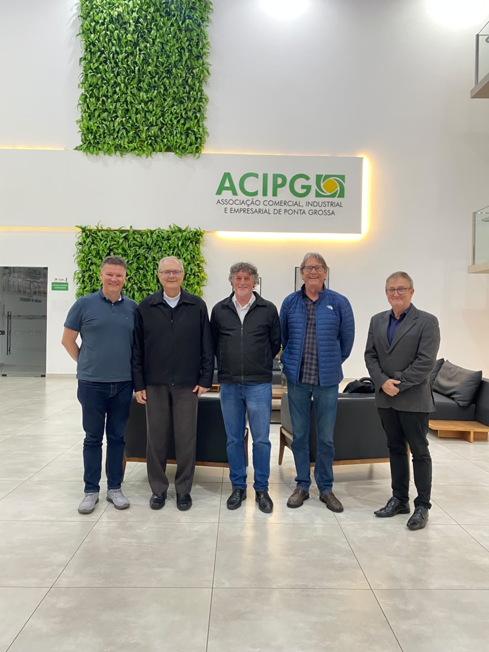 ACIPG recebe Dom Bruno Versari